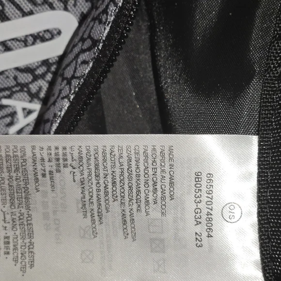 Jordan Small Bag - Picture 3 of 3